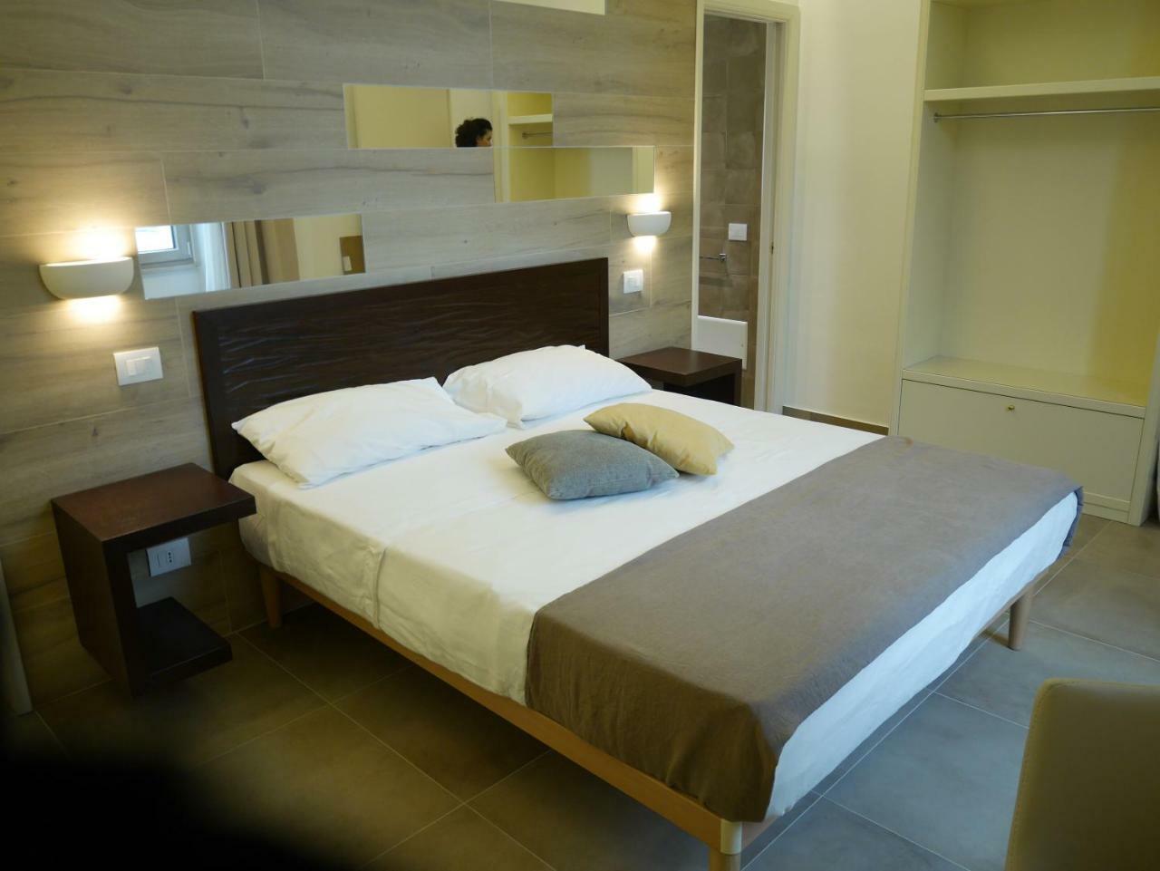 Palazzo San Lazzaro Bed & Breakfast Lecce Exterior photo